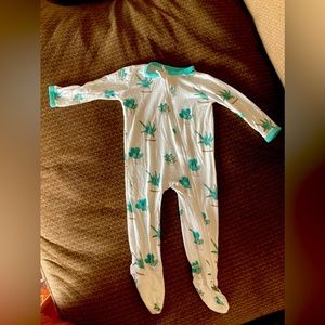 Kyte Baby 6-12 month sleeper.